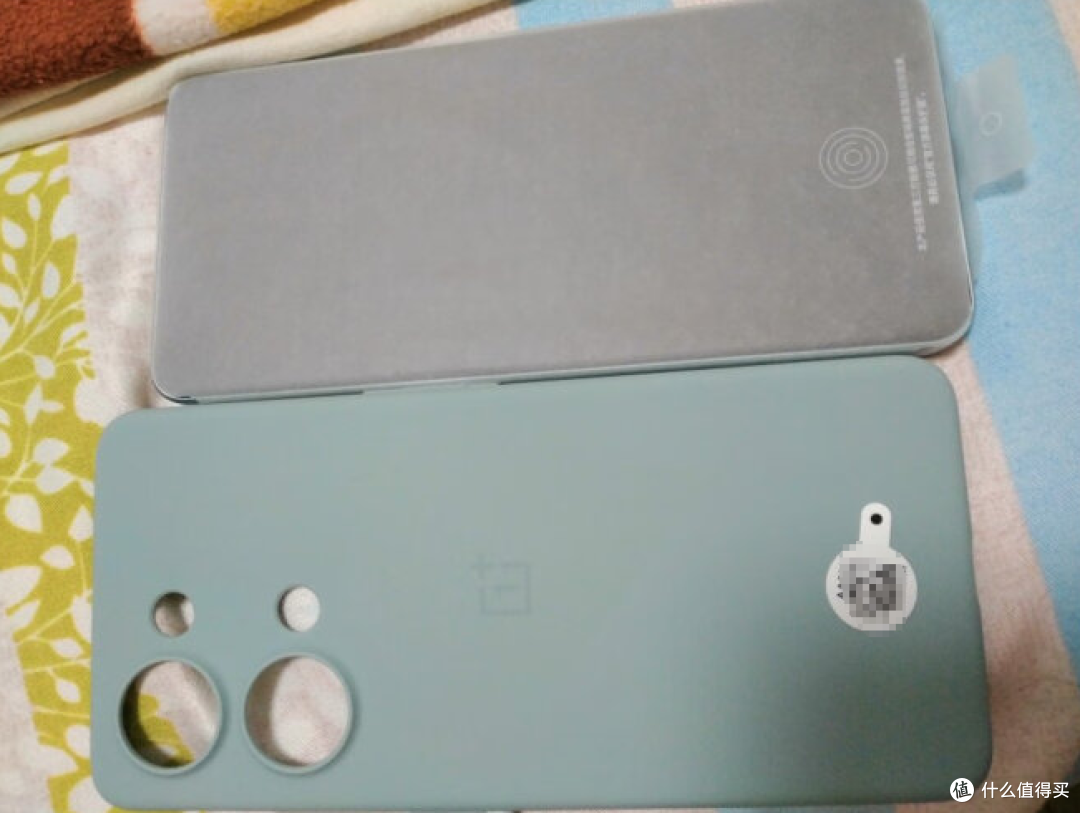 6400万像素OV64B主摄,超清三摄,一加ACE 2V