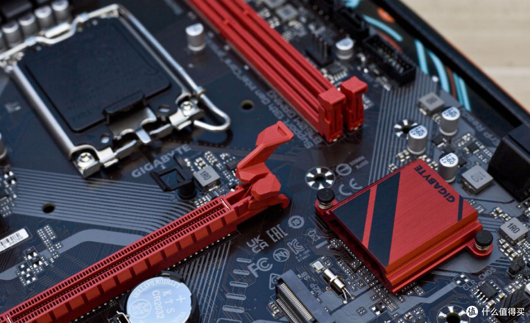 【老黄搞机篇一百八十八】B系列主板配D5内存有多香？技嘉B760M GAMING魔鹰主板实测见真章