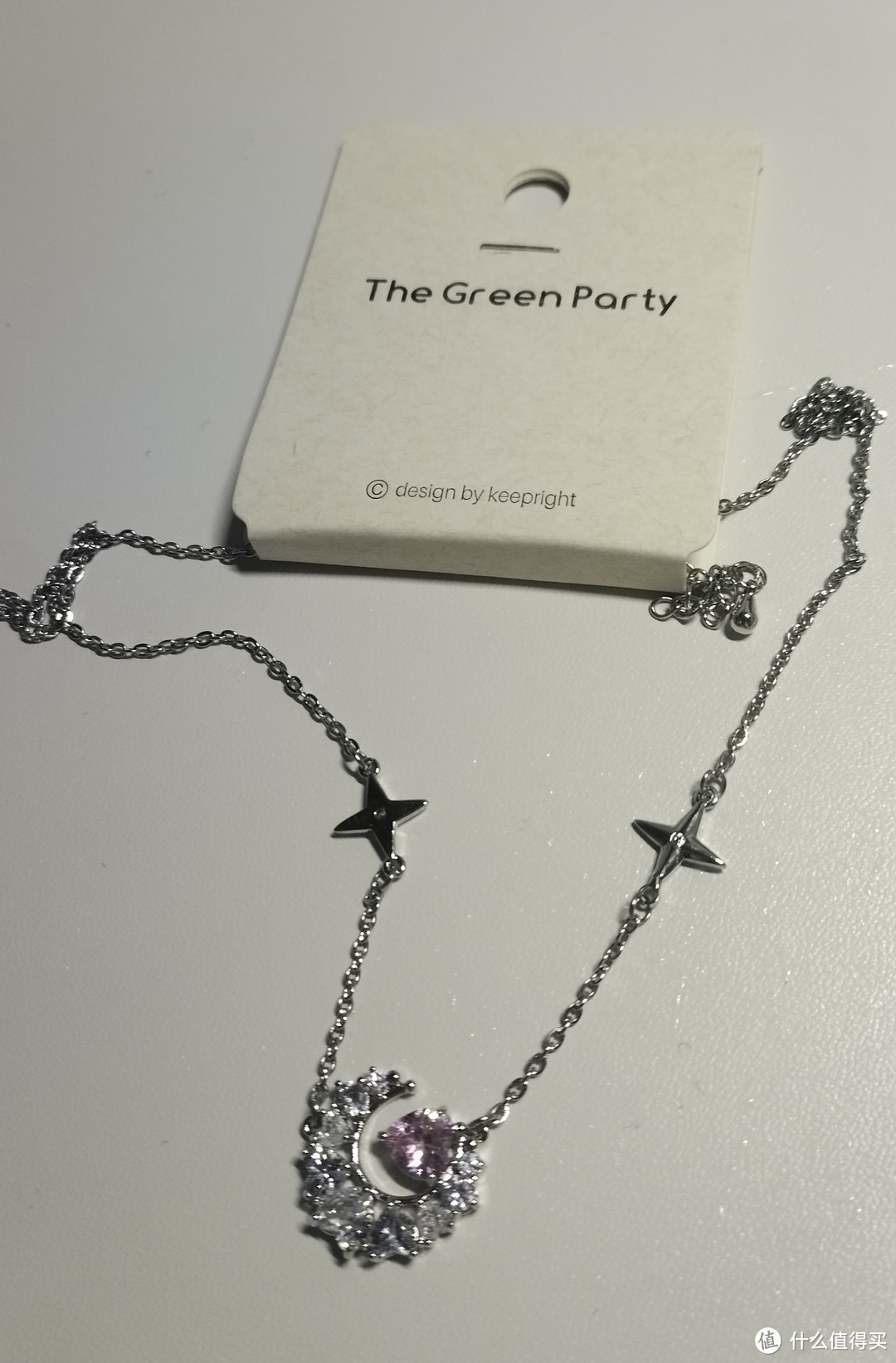  The Green Party的粉色爱心💗百搭项链，酷酷甜辣少女的必备单品。