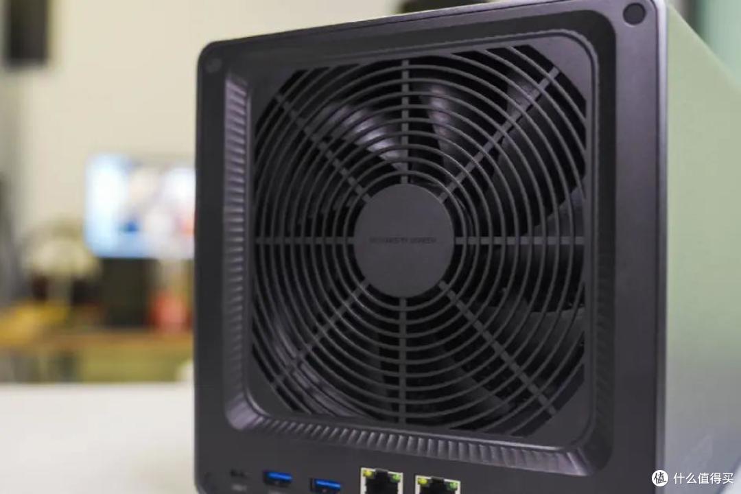 上手简单,配置拉满|绿联DX4600私有云体验