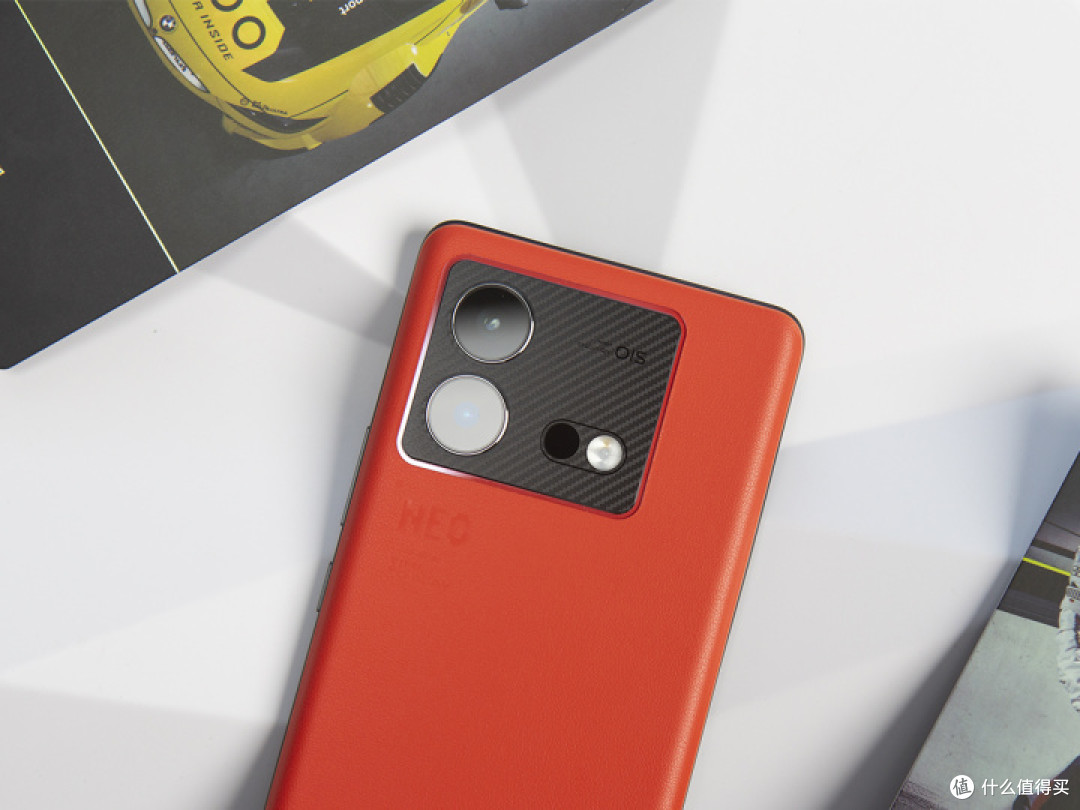 iQOO Neo8 Pro评测：首发天玑9200+，带来赛级游戏体验