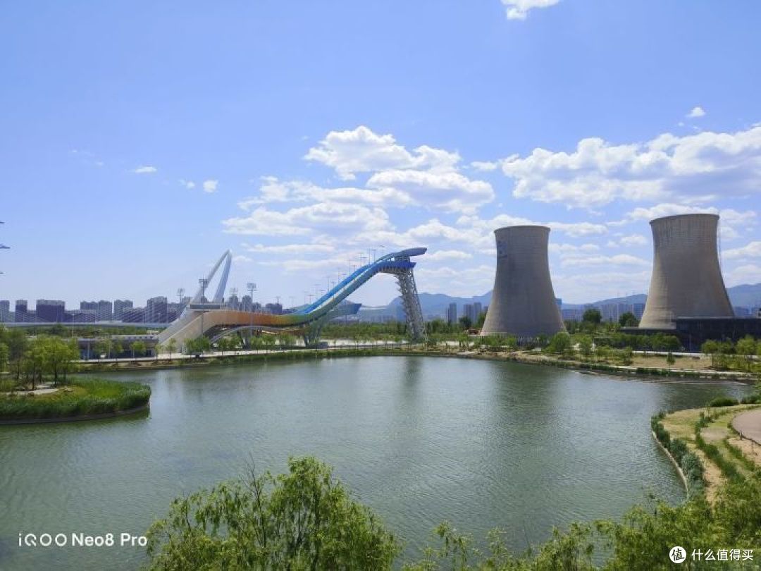 iQOO Neo8 Pro 主摄样张 日光场景