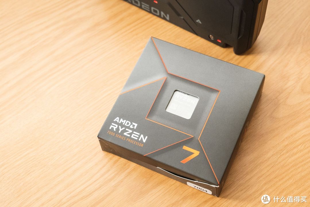 首发￥2149起!!! AMD Radeon RX 7600 显卡首发实测