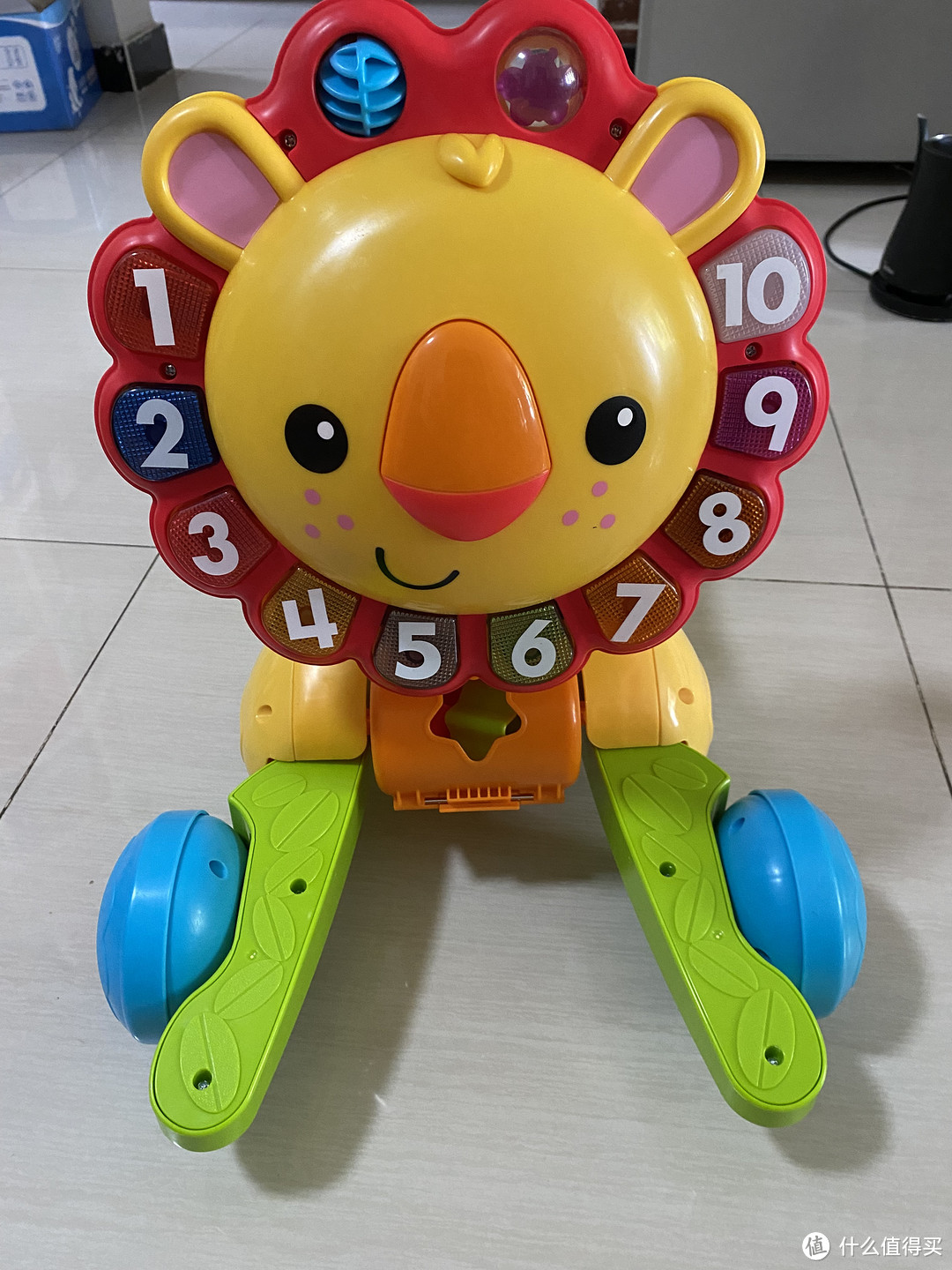 宝宝学步车怎么选？费雪（Fisher-Price）4合1摇摇小狮子学步车评测