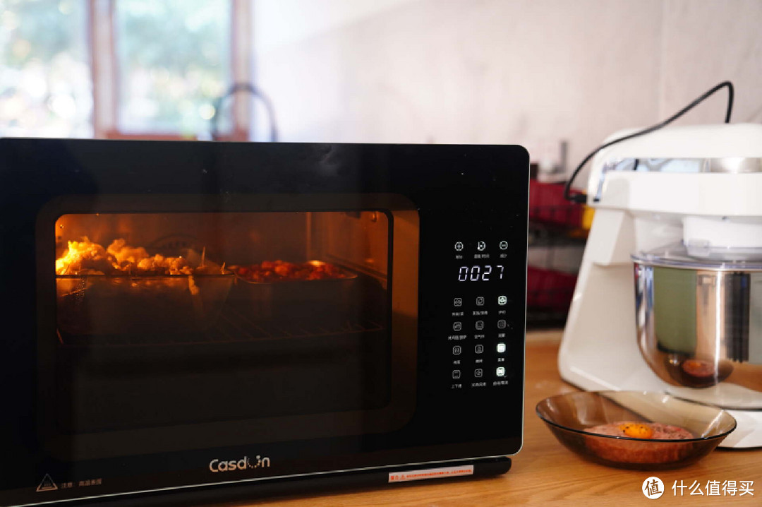 1000多的平价台式蒸烤箱也可以达到专业级烤箱配置，蒸烤箱别买贵了！附凯度Q7蒸、烤、炸三大模式体验