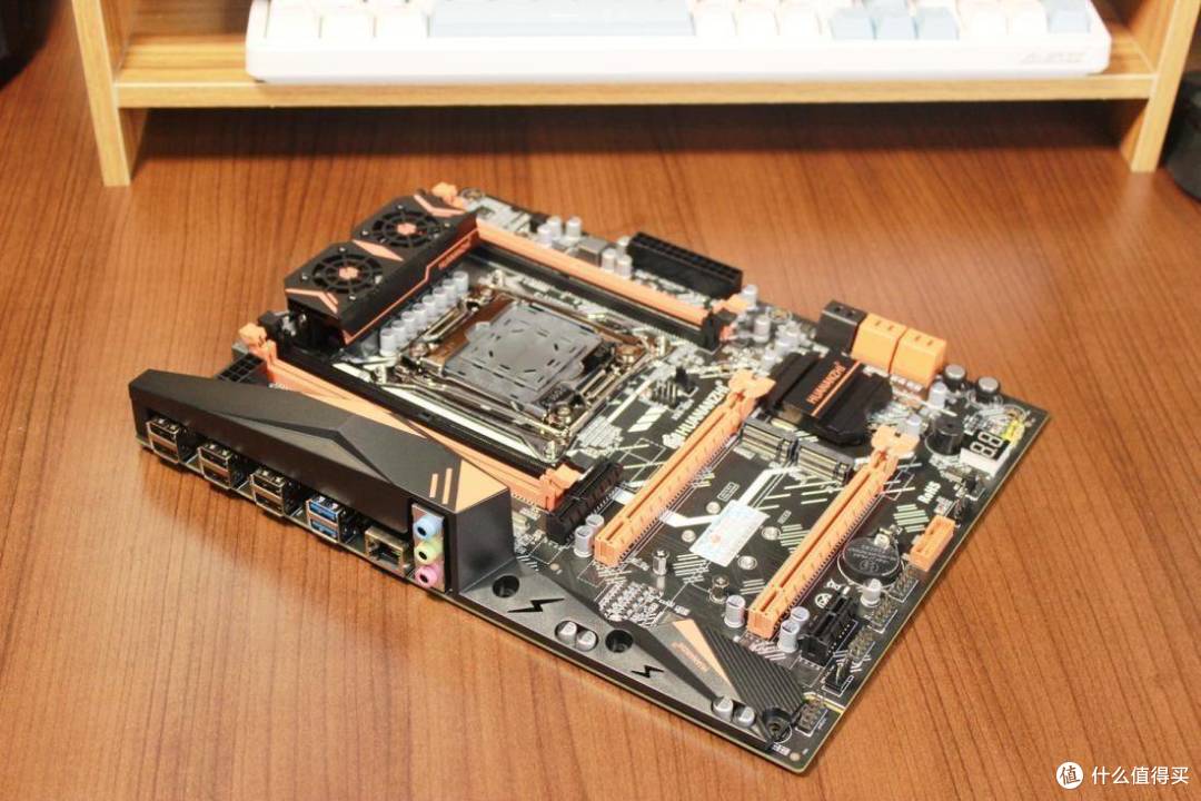 低价格拥抱多核强劲性能,华南金牌X99BD4主板搭配E5处理器性价比爆棚