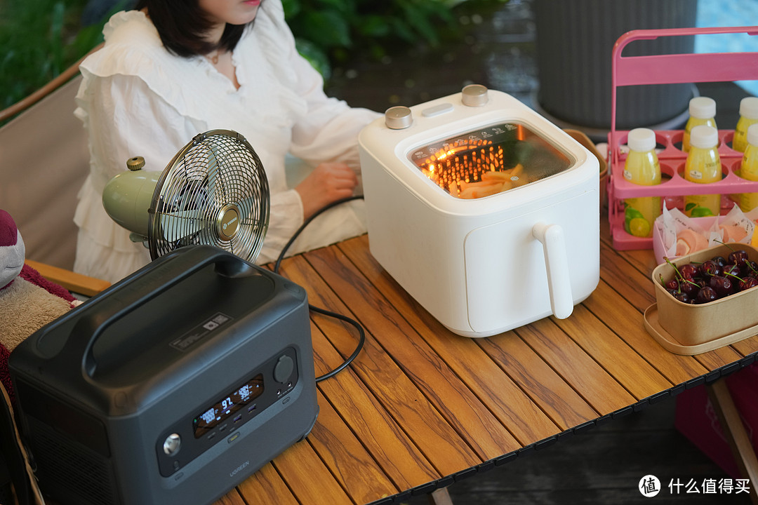 远离城市烦扰,只有微风抚平焦虑~ 让露营再无门槛!你只需要一个绿联星辰户外电源GS1200