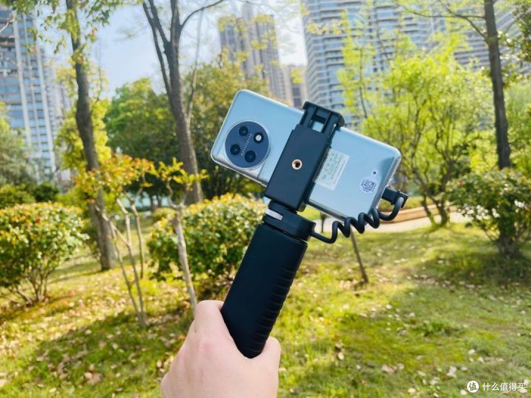户外拍摄道具怎么选？看看泰迅全家桶，你想要的它都有