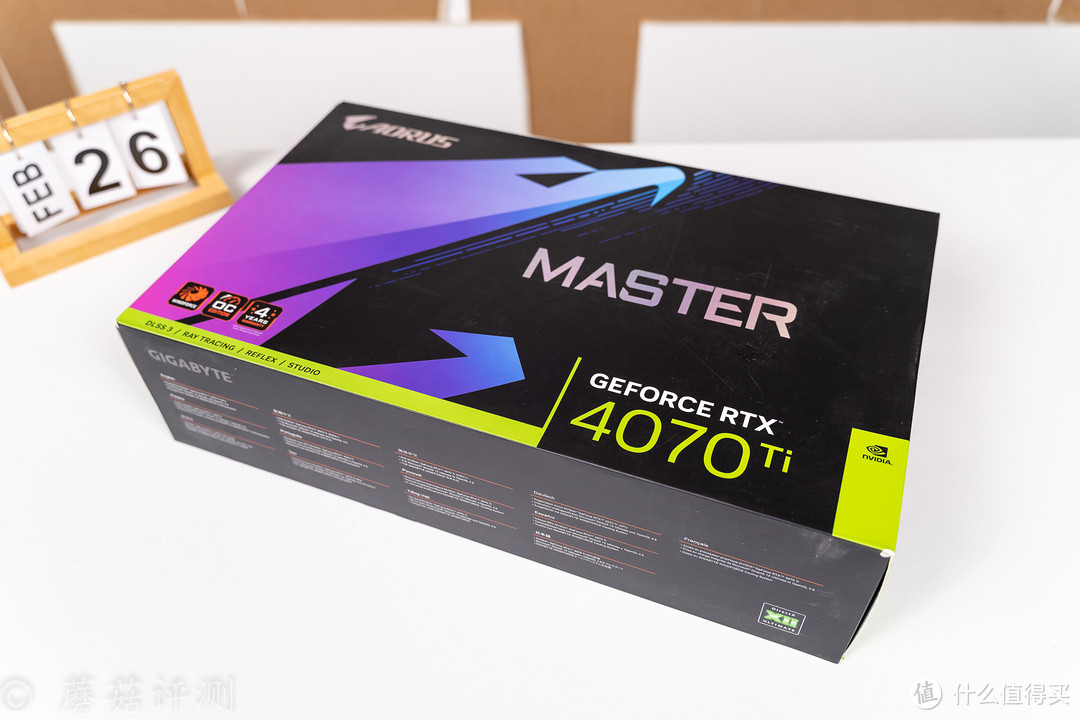 用料出众，散热优秀，外观酷炫！技嘉超级雕RTX4070Ti MASTER显卡 评测