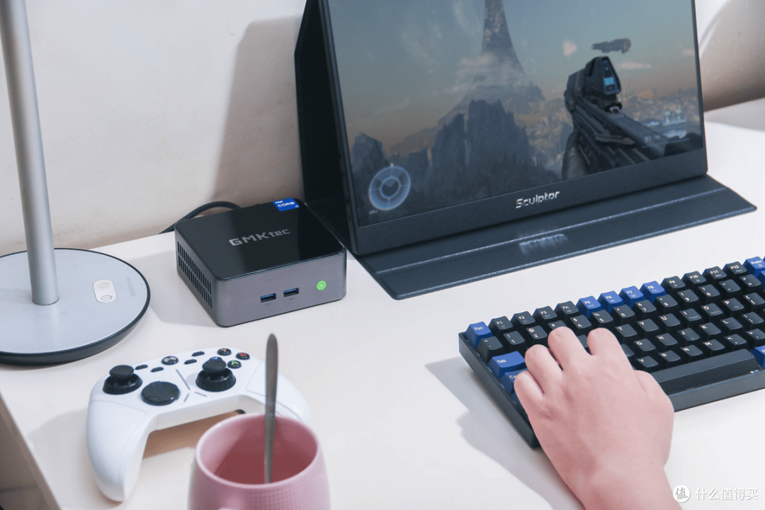极摩客M2迷你主机实测,11代标压i7-11390H跑分百万,1299起真卷!