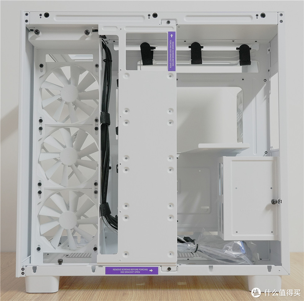 恩杰NZXT H9 Flow机箱+Z790-A D4吹雪+ROG龙王三代360水冷的纯白海景房装机