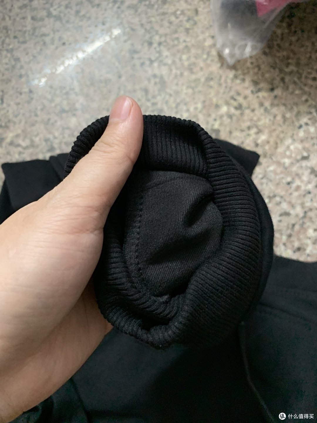 一条舒服的运动裤，宽松版型