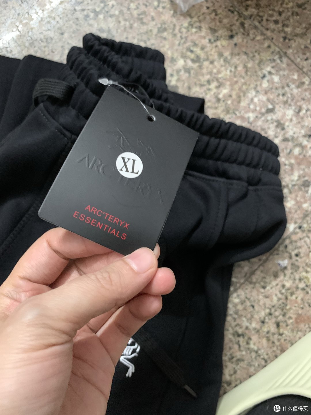 一条舒服的运动裤，宽松版型