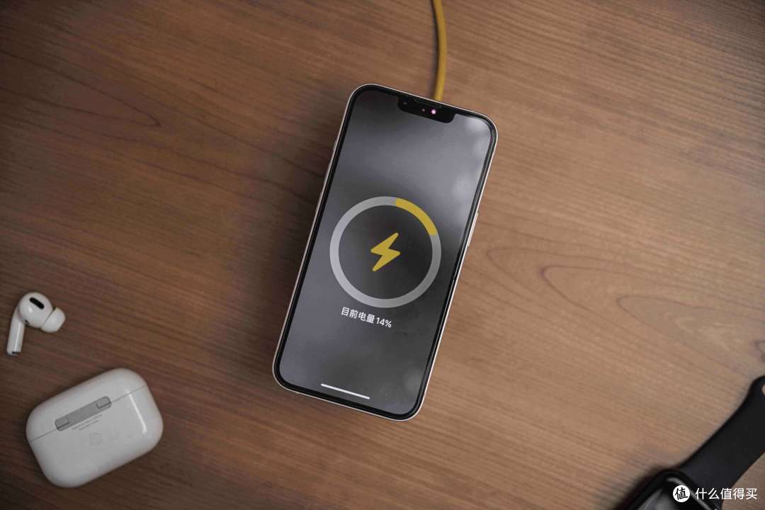 Anker 3 合 1 无线充电器上手体验报告