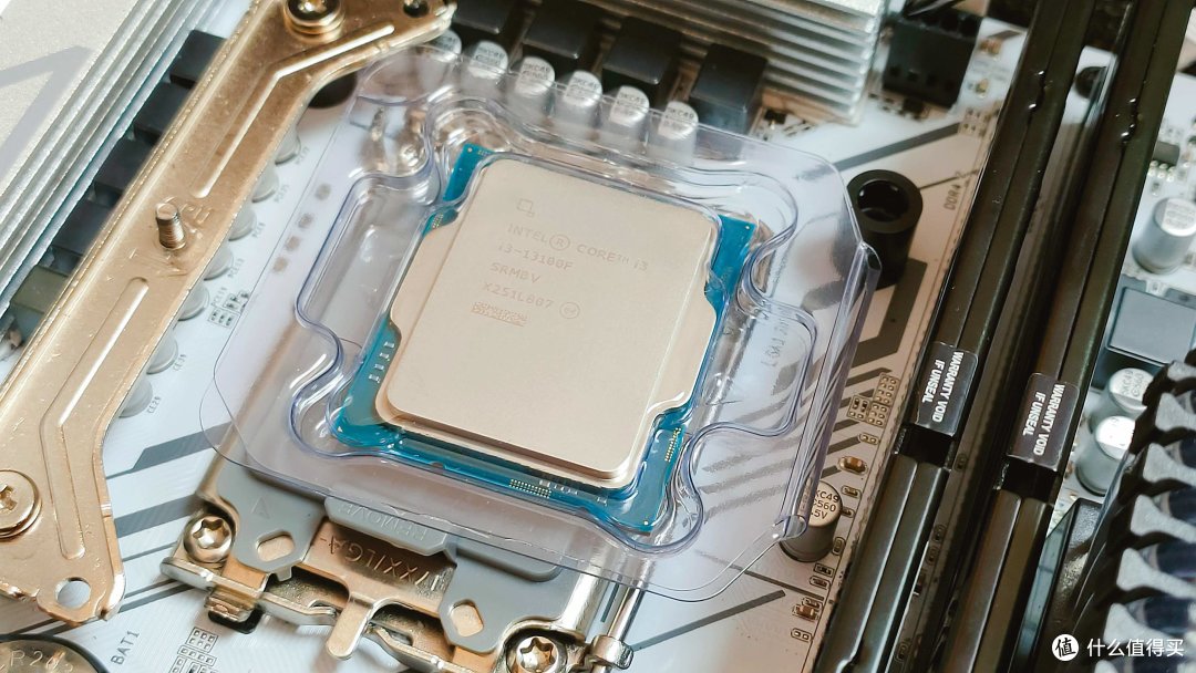i5-13490F+华南金牌B760M-D4+蓝戟A380装机性能到底怎么样?无板载ARGB接针就不能玩转光污染了吗?