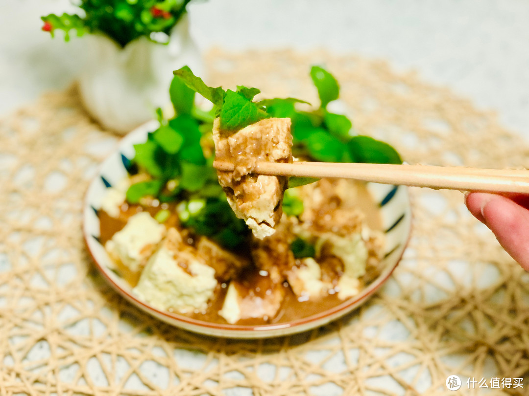夏季豆腐就要这样吃，不炒不炖，无油低脂，老少皆宜，上桌就光盘