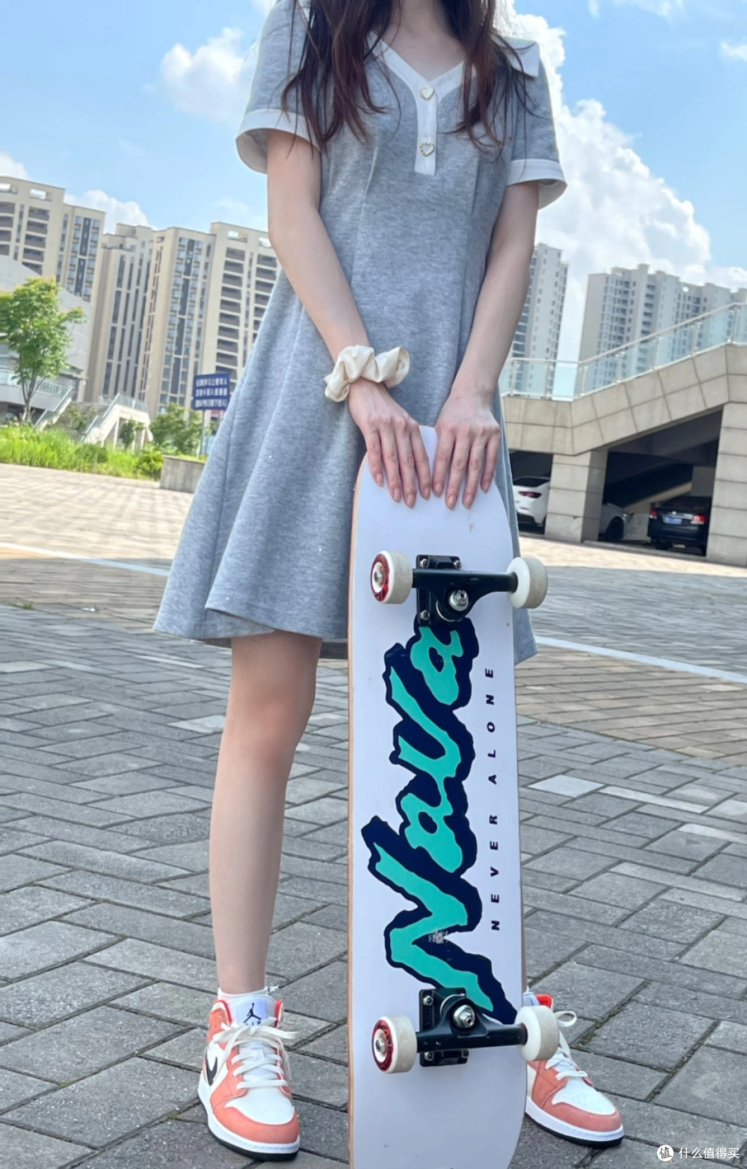 运动滑板少女闪亮登场咯