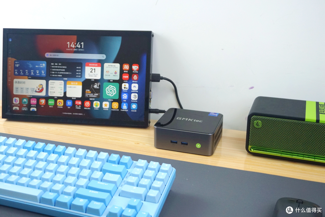 极摩客M2迷你主机测评：11代i7处理器，跑分超百万，玩3A也不卡？_台式机_什么值得买
