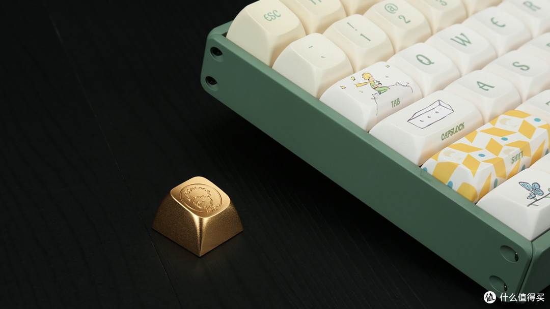 IQUNIX F97玫瑰之约小王子联名款机械键盘评测
