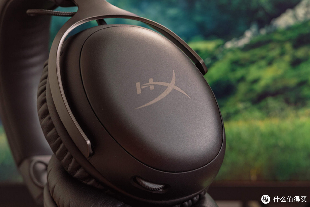 佩戴舒适、音效沉浸，新的风暴已经出现——HyperX 飓风3游戏耳机分享