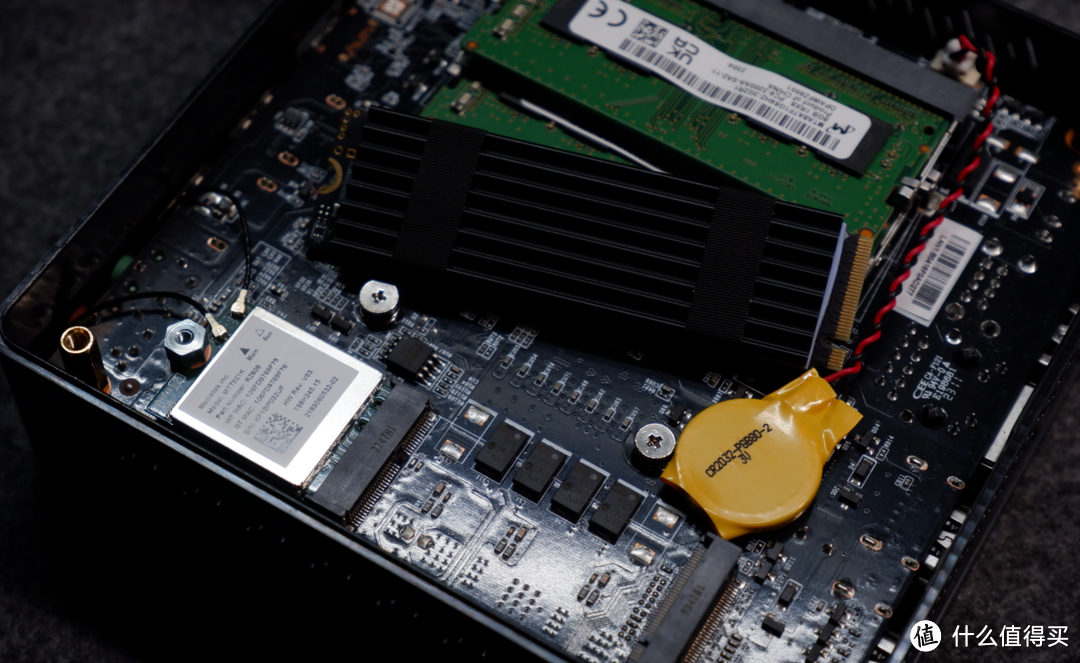 大唐TRA系列R7-5800H小主机升级舒赫 2T PCIe4.0固态体验