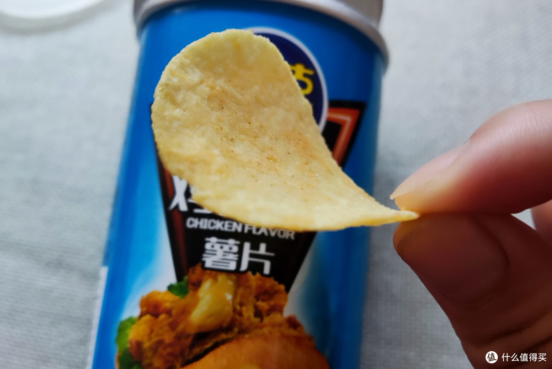 好吃不嫌多，鸡肉味的薯片确实香