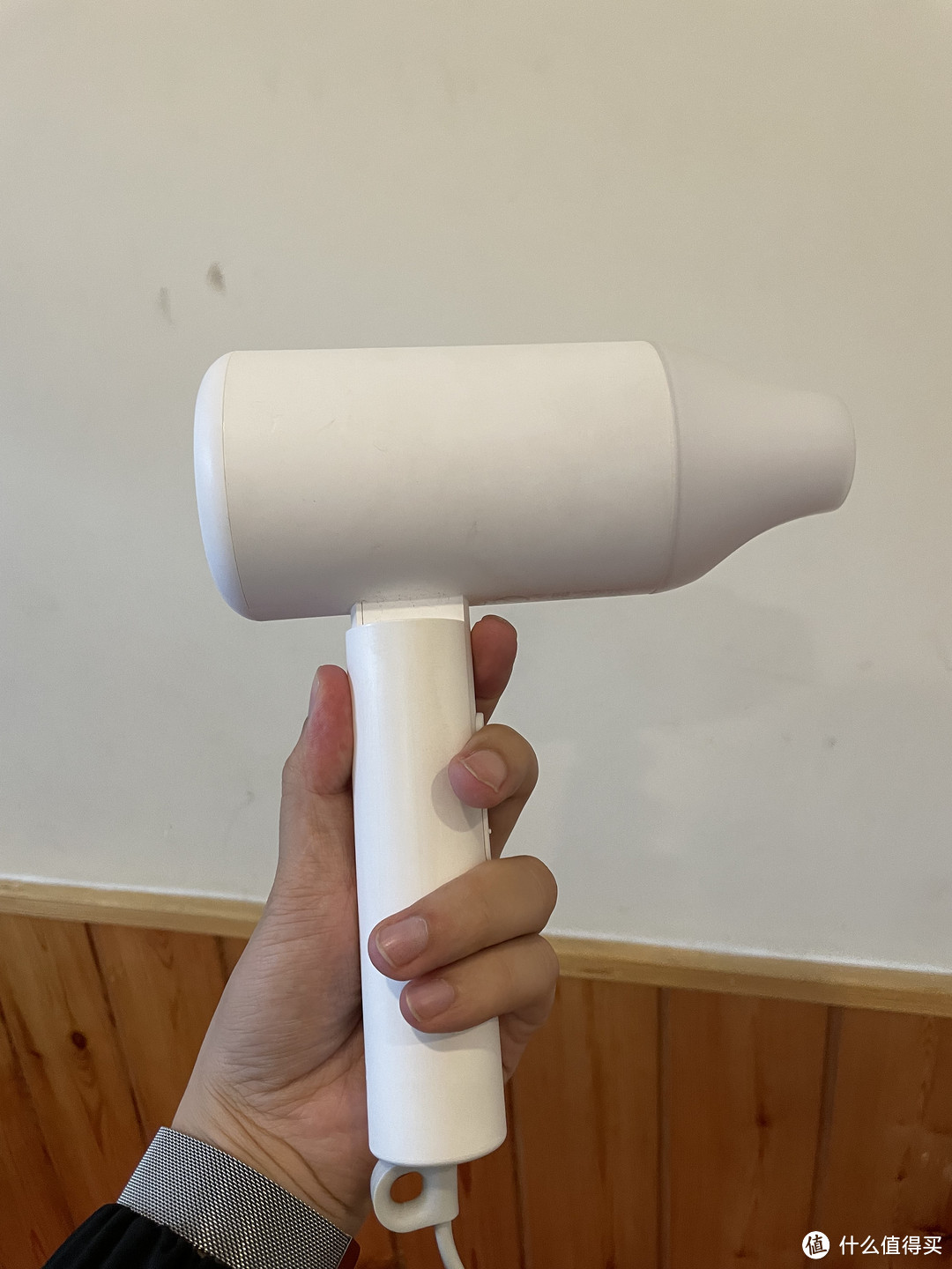 实力黑科技拯救长发星人,高速吹风机到底怎么选?
