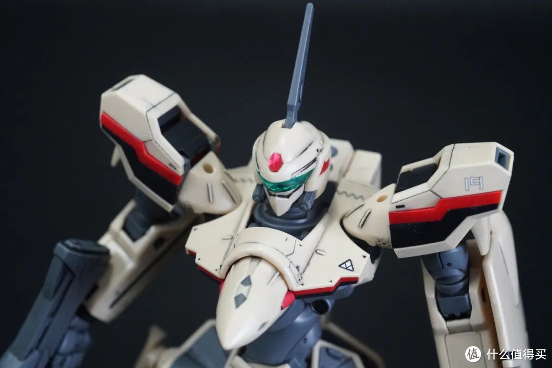 HG 1/100 超时空要塞PLUS YF-19开箱