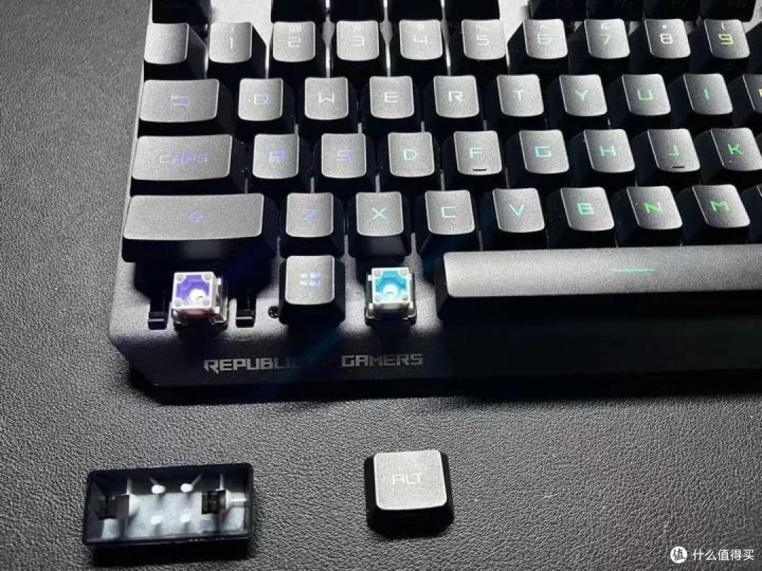 游戏机械键盘推荐:ROG游侠 RX TKL 无线版