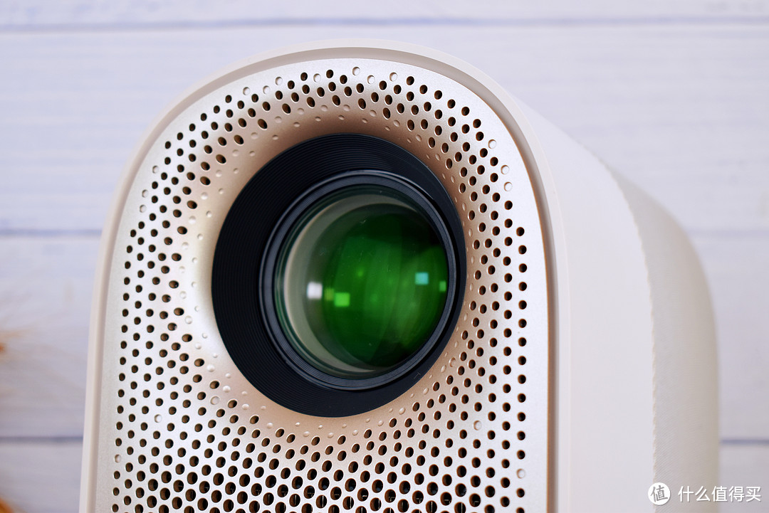 小明q3 max智能投影仪:2000价位lcd投影卓越代表,画质音质双剑合璧