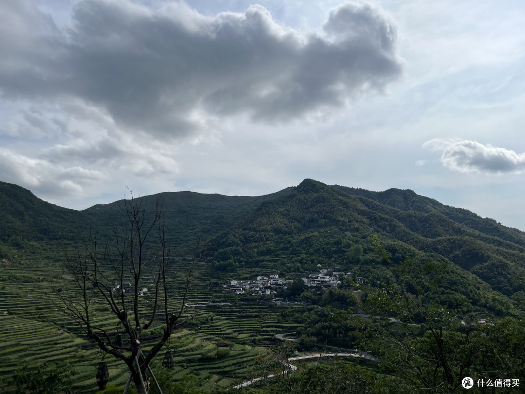 周末跑山计划，不过瘾就继续跑，覆卮山看梯田爬石浪