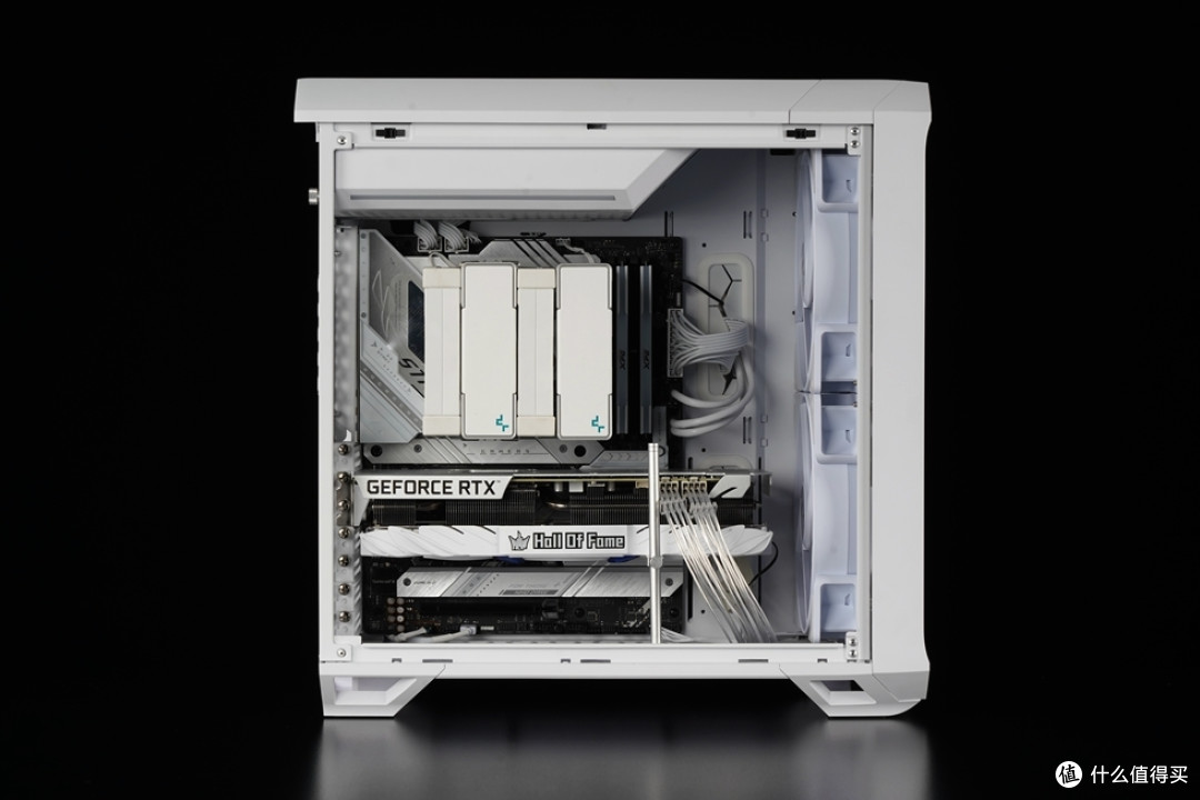 分型工艺 Torrent Compact RGB+Z790吹雪主板+振华LEADEX VP1000W打造的白色风冷主机