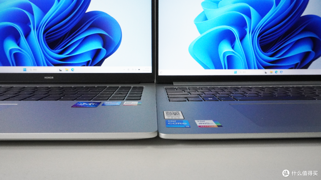 入门级16英寸轻薄本对决——荣耀MagicBook X 16 Pro 2023 VS 联想笔记本小新16 横向评测