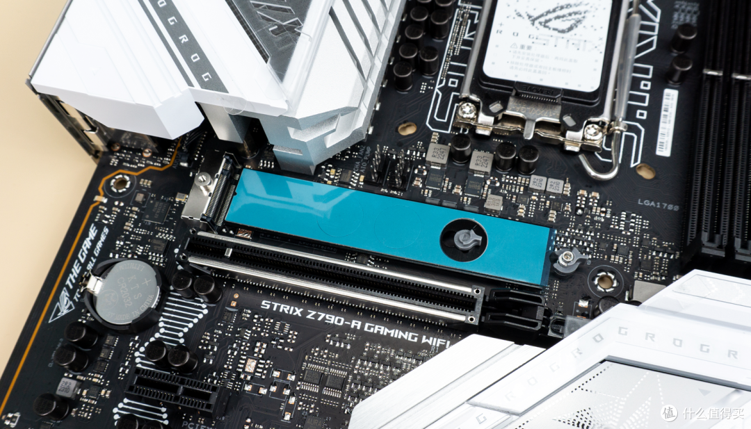 13代i7-13700K的不二选择,华硕ROG STRIX Z790-A吹雪DDR5主板