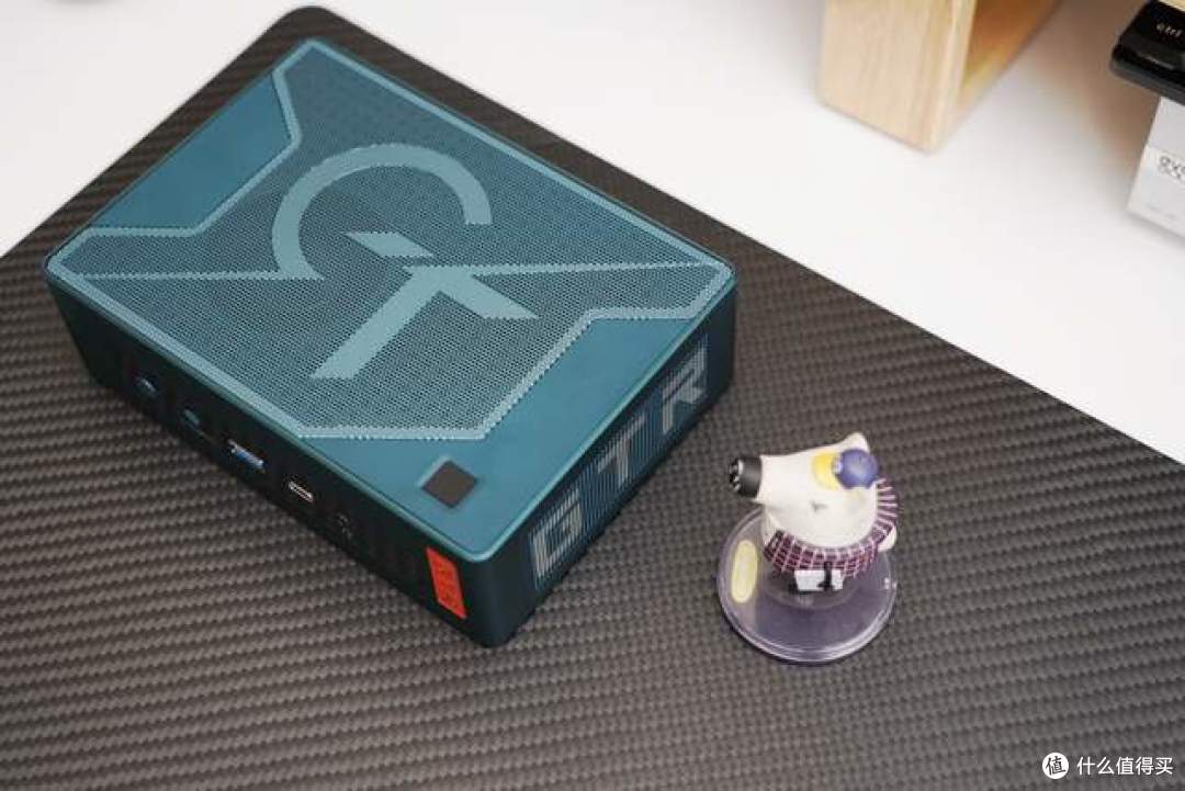 零刻GTR7迷你电脑主机分享:全面升级性能更强散热更稳扩展更好