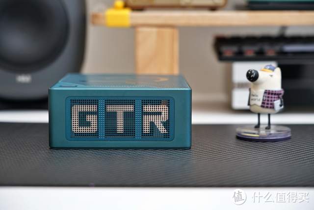 零刻GTR7迷你电脑主机分享：全面升级性能更强散热更稳扩展更好