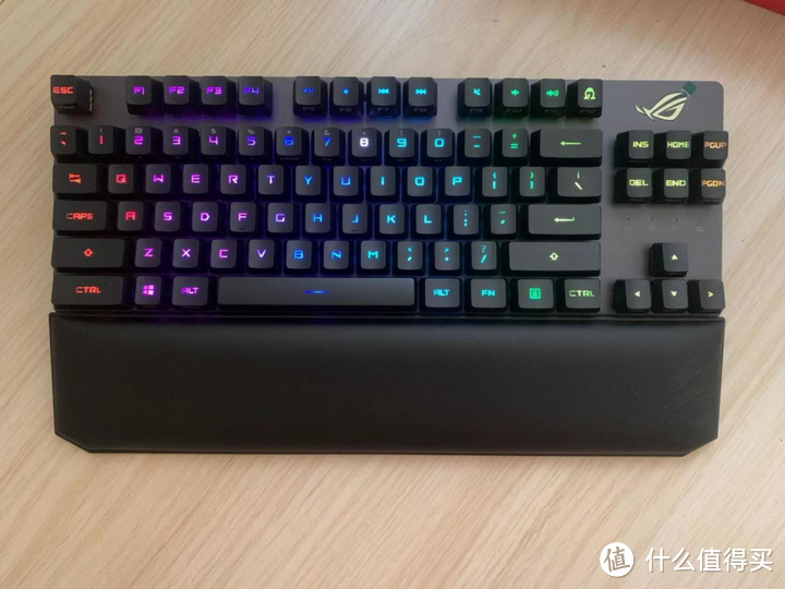 ROG玩家国度 游侠RX TKL ABS版机械键盘测评