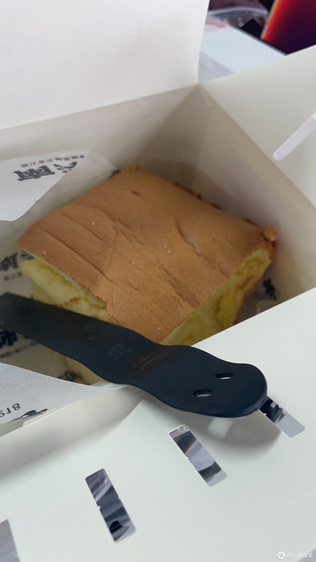 让我向您介绍一款经典原味的美味蛋糕——经典原味蛋糕。