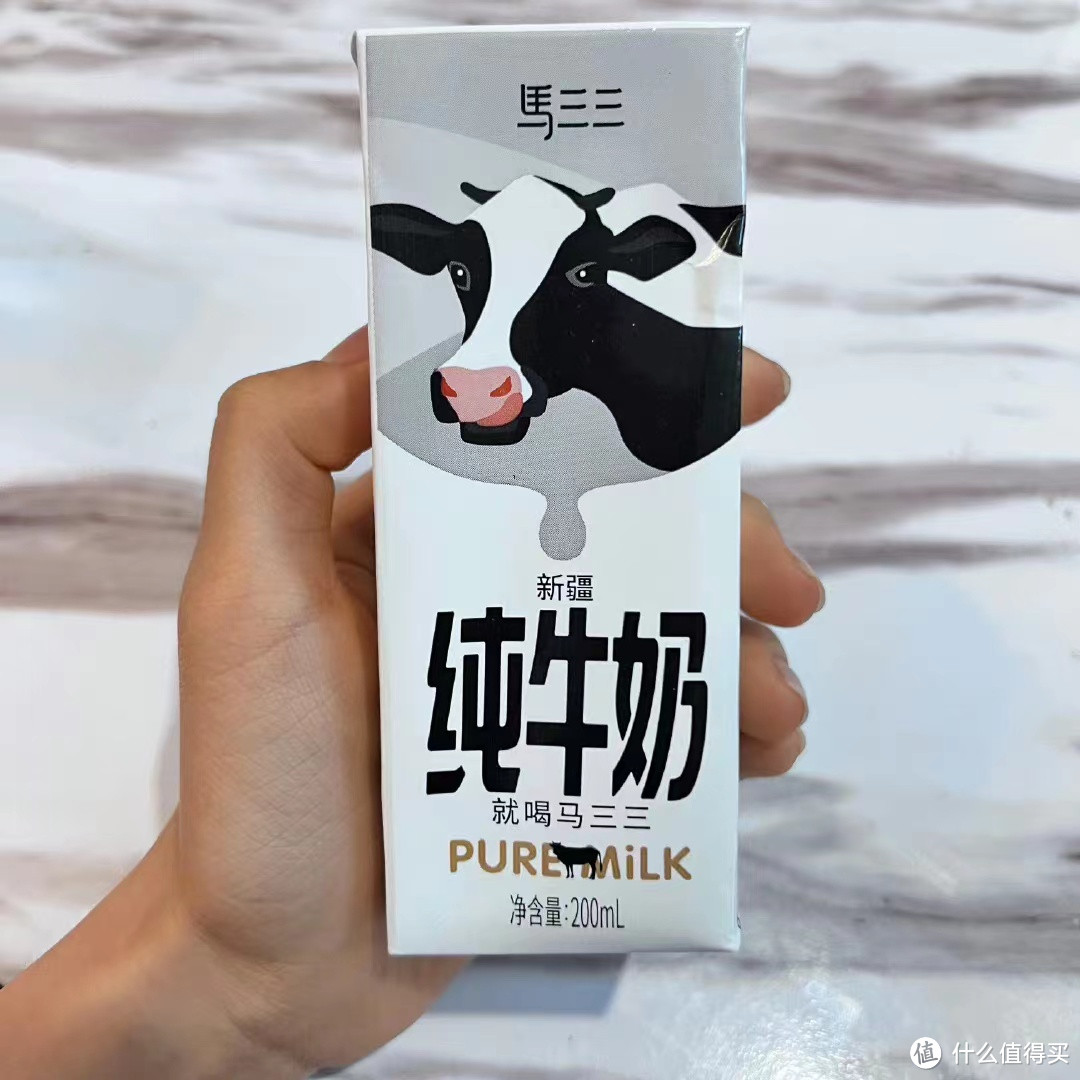 花480元深度评测8个新疆牛奶品牌，终于找出新疆奶中的NO 1，大家猜猜会是哪一款？