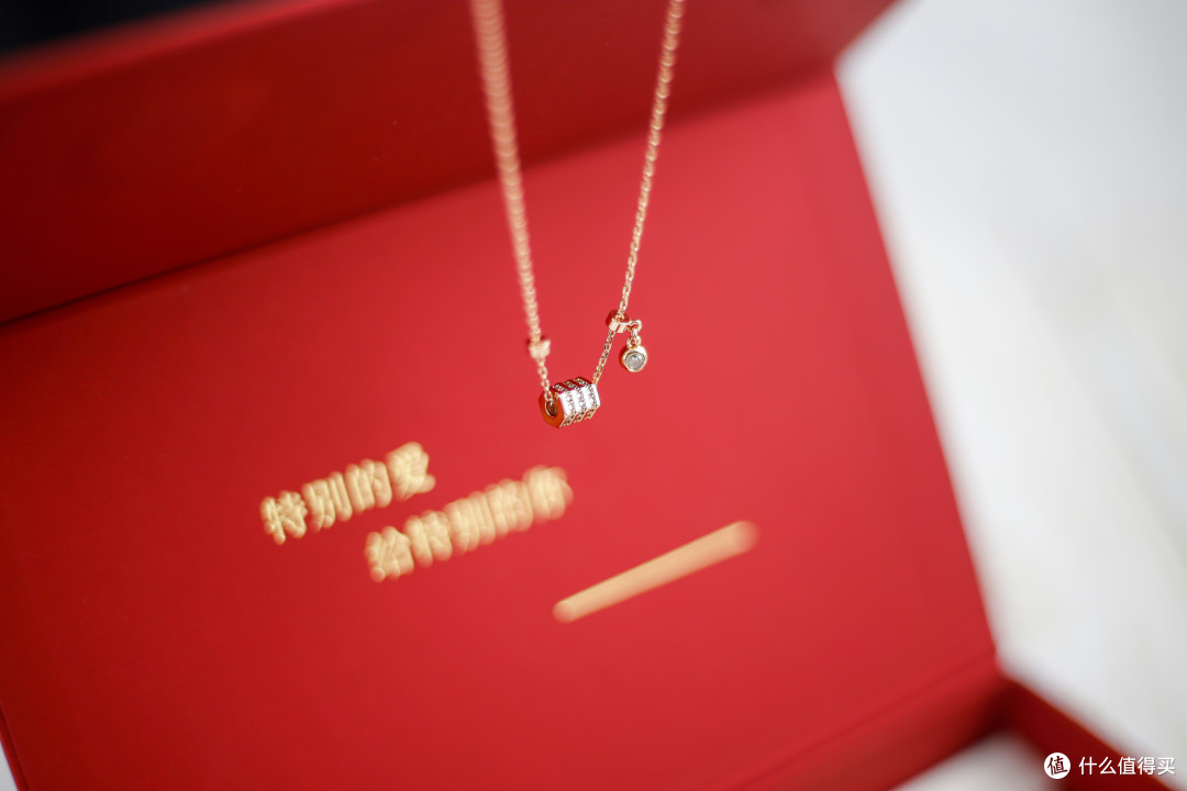 初看平平无奇却带出满满气质,最适合文艺女青年的礼物--天王表沧海系列