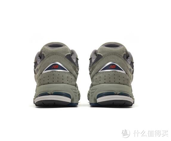 NEW BALANCE复古运动鞋:经典造型超炸街!