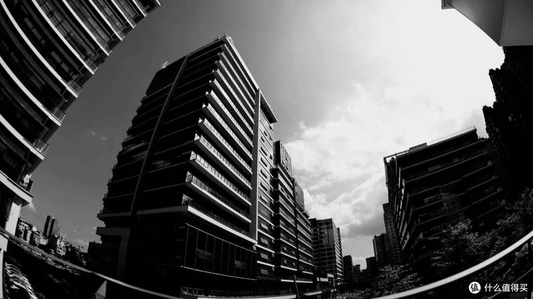 鱼眼效果小玩具——铭匠11mm/f2.8