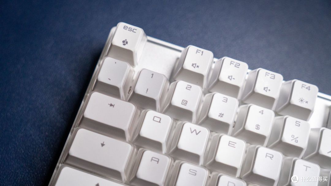 “芳心纵火犯”，男人的梦中情键，Cherry MX 8.2 Xaga 曜石系列全新发布，军火箱还是那个军火箱！