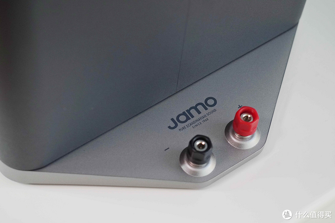 拥有极简风格的HiFi无源书架箱，JAMO尊宝S7-17B试听体验