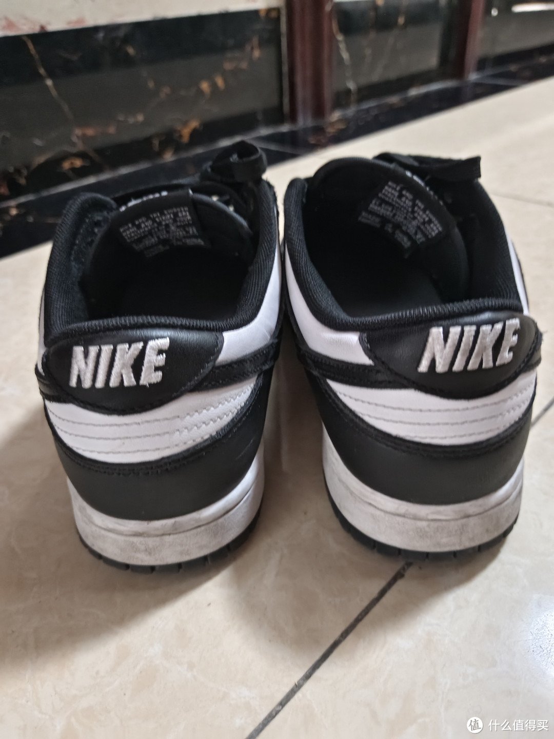 曾经平价买不到的nike dunk熊猫小运动鞋现在随便买