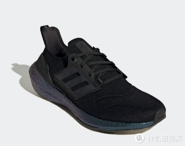 adidas阿迪达斯跑鞋：ULTRA BOOST 系列