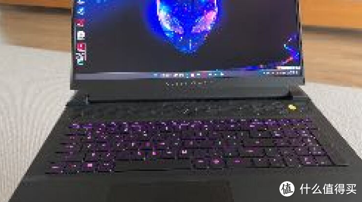 快来围观，外星人（Alienware）全新 m16的优点和缺点都在这里