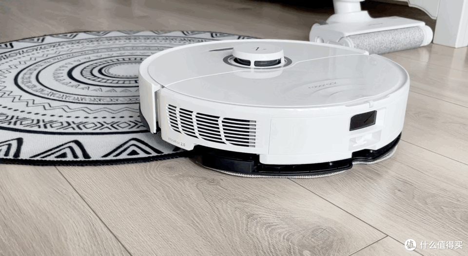 扫拖机器人的拖地能力,一是看拖地清洁效果,二是看拖地覆盖率,三是看