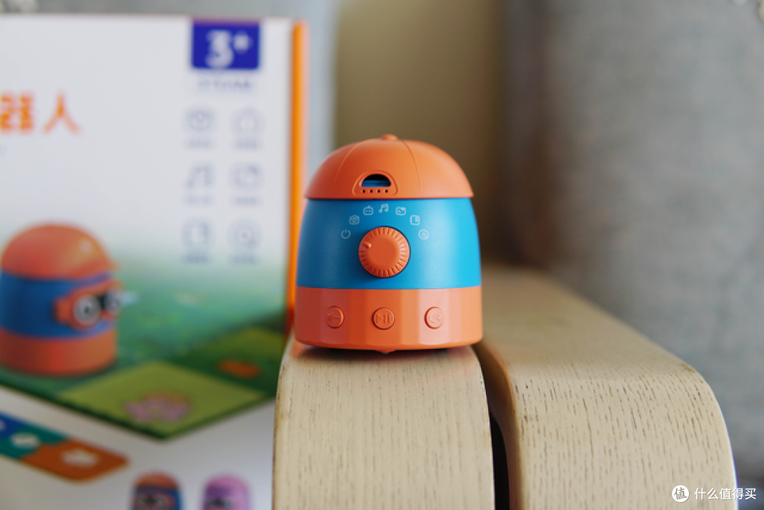 孩子学编程太贵?不如买个趣学伴拼读编程机器人,好玩还涨知识