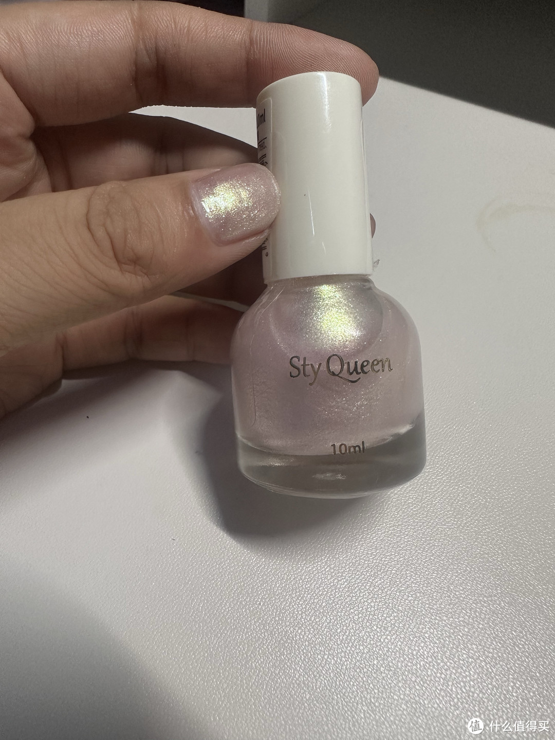 Sty Queen星耀银河-这个粉色闪片的指甲油💅我爱了，可撕拉还有香味。